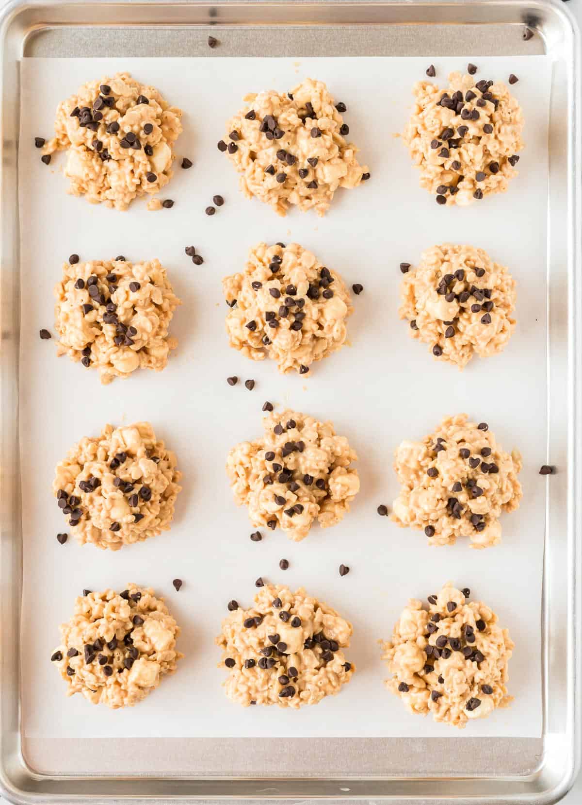 avalanche cookies topped with mini chocolate chips