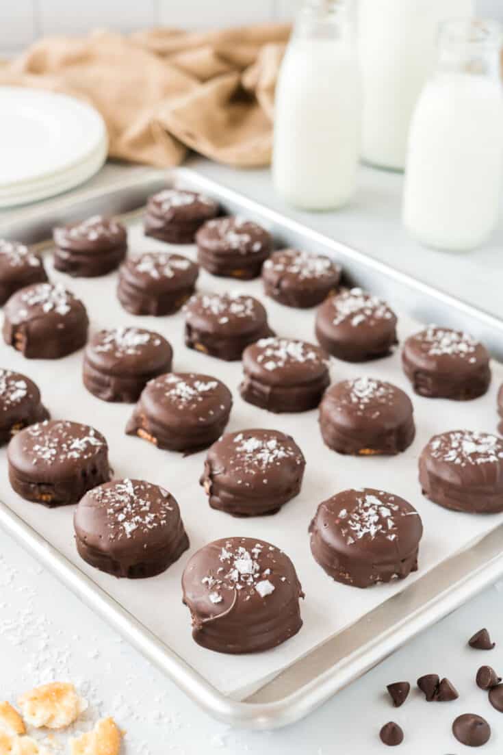 Easy Ritz Cracker Cookies Recipe Build Your Bite