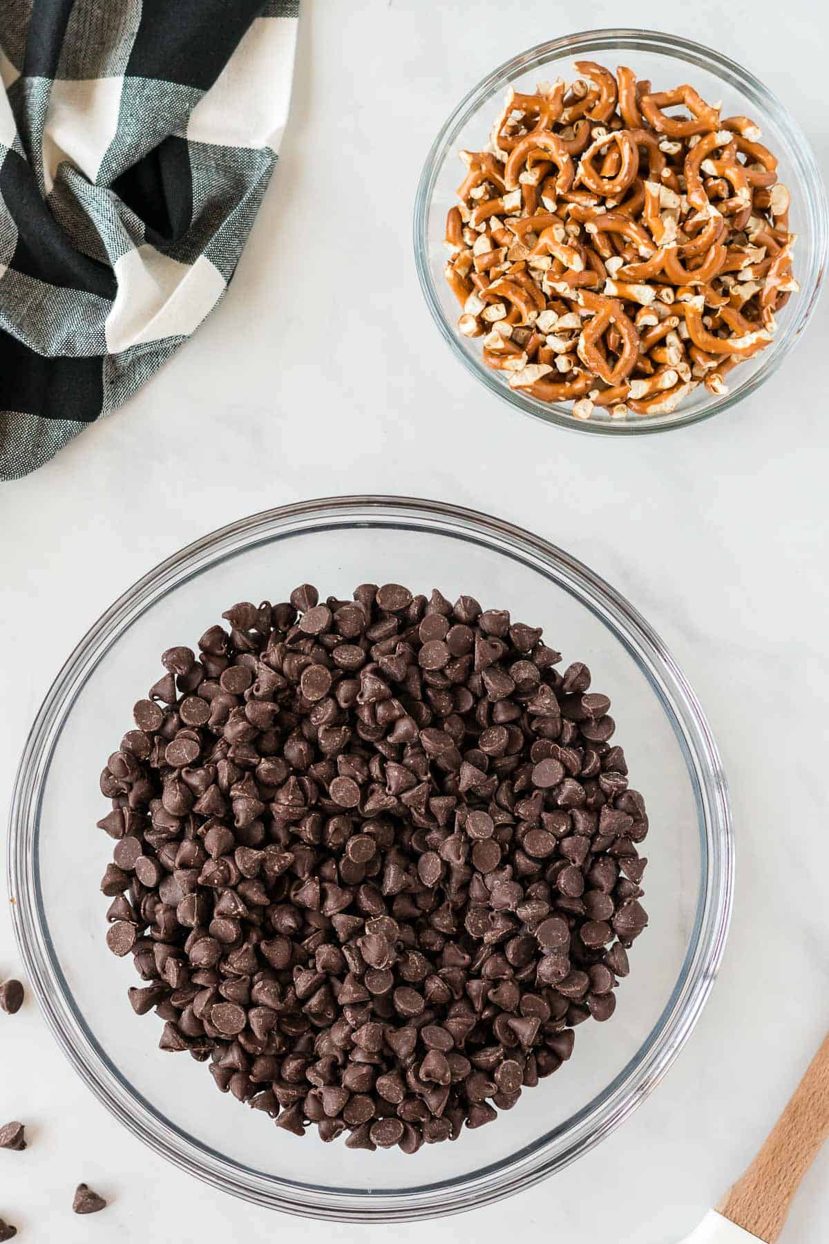 chocolate chips and crushed pretzels