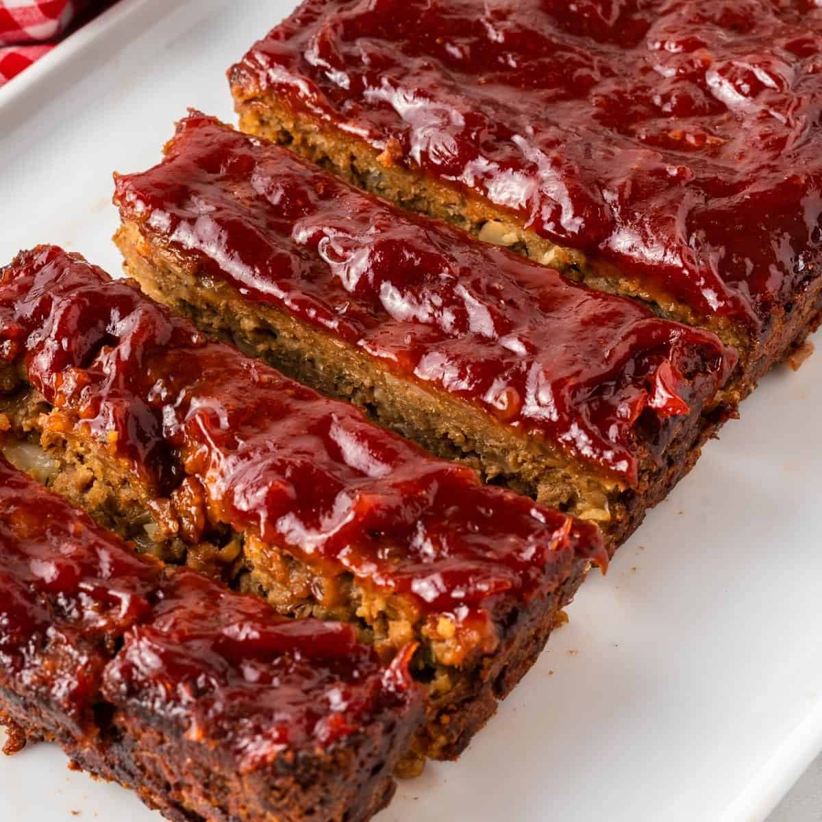 meatloaf cut into slices