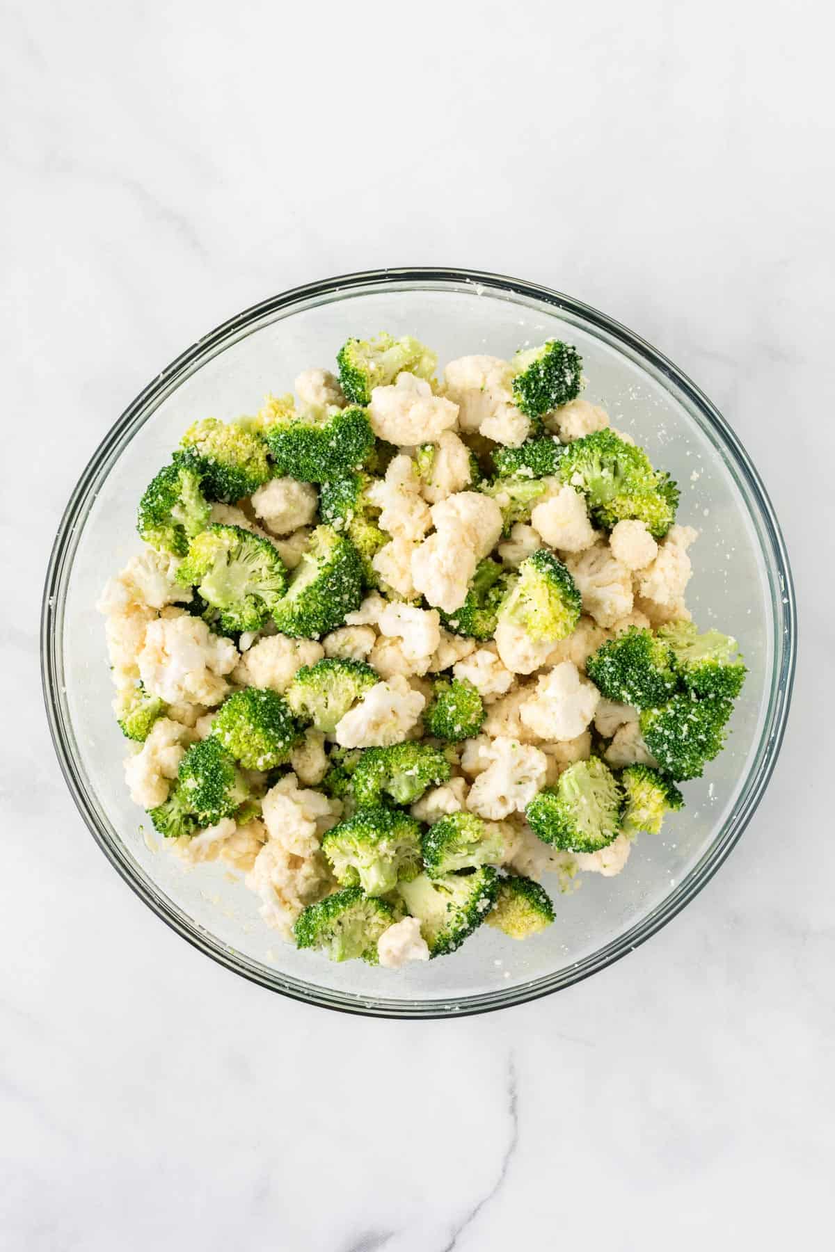 seasoned broccoli and cauliflower mixed together