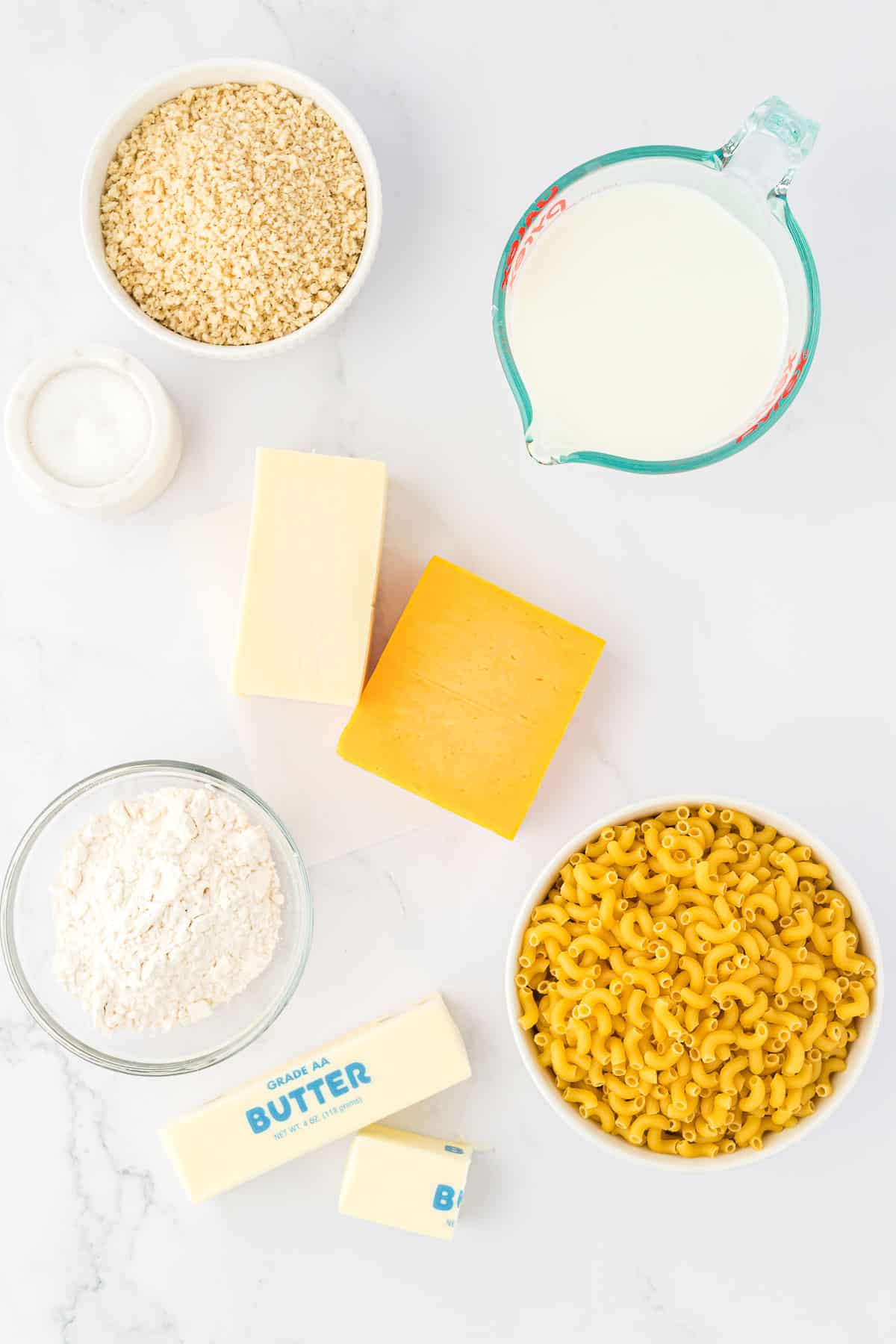 ingredients to make baked macaroni and cheese