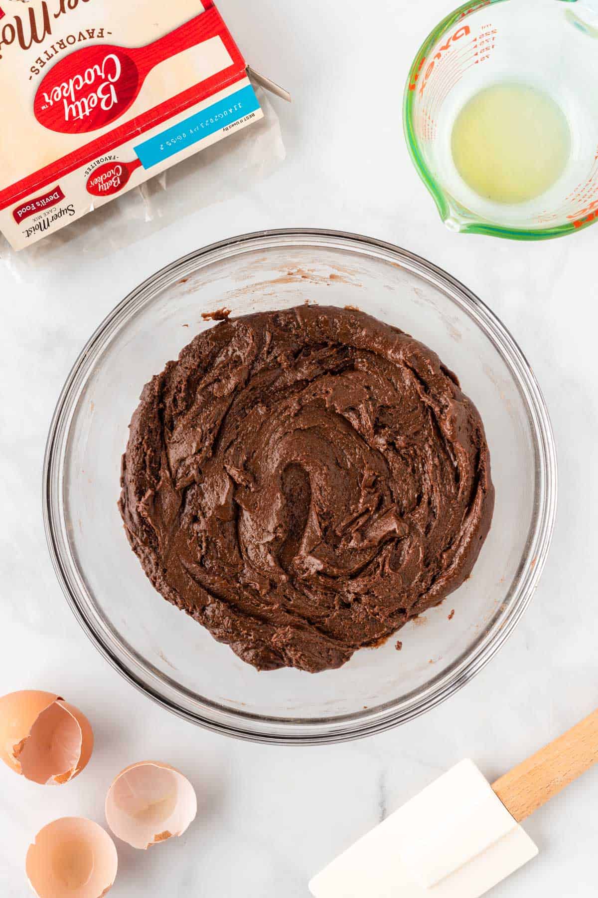 cake mix chocolate crinkle cookie dough