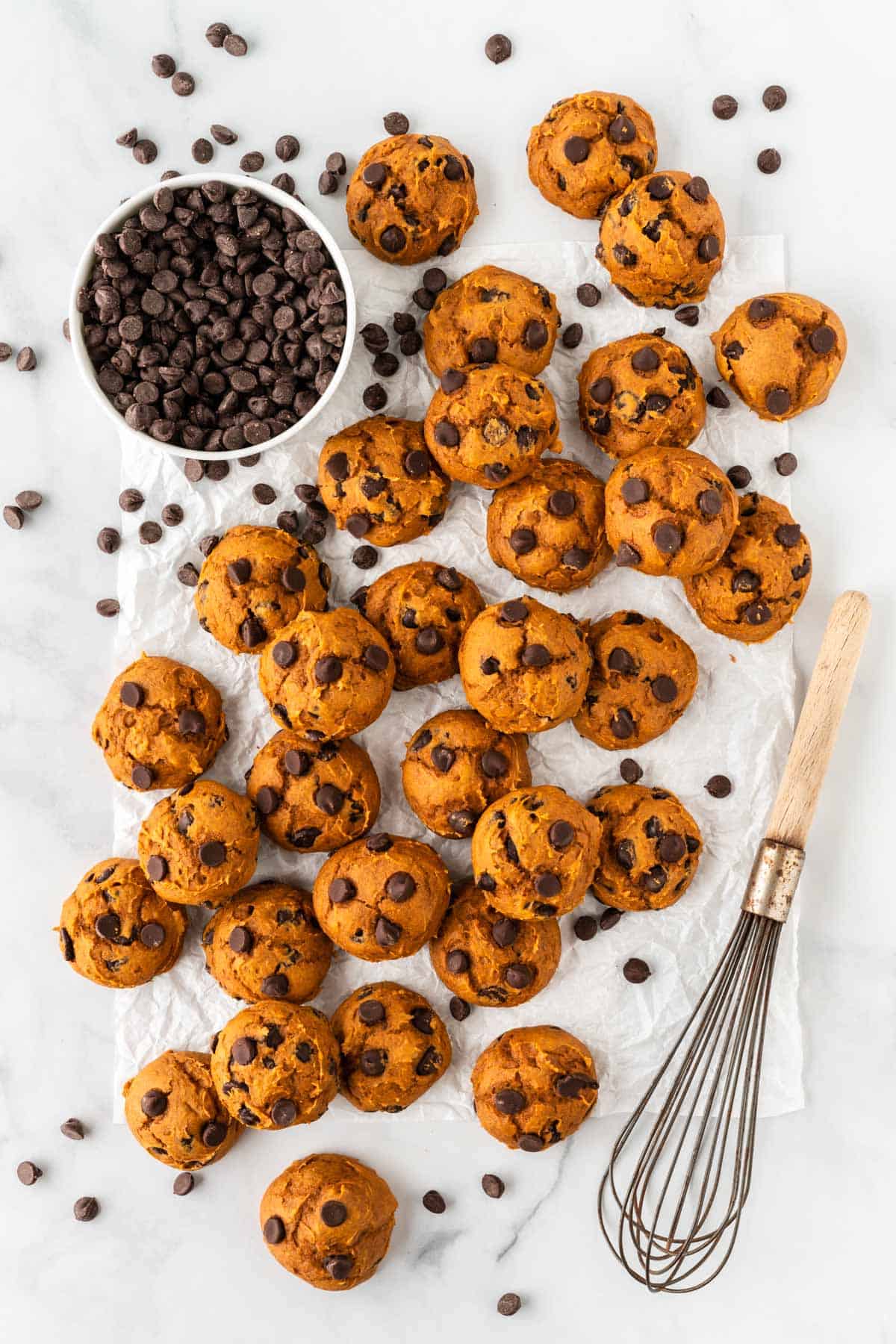 pumpkin chocolate chip cookies