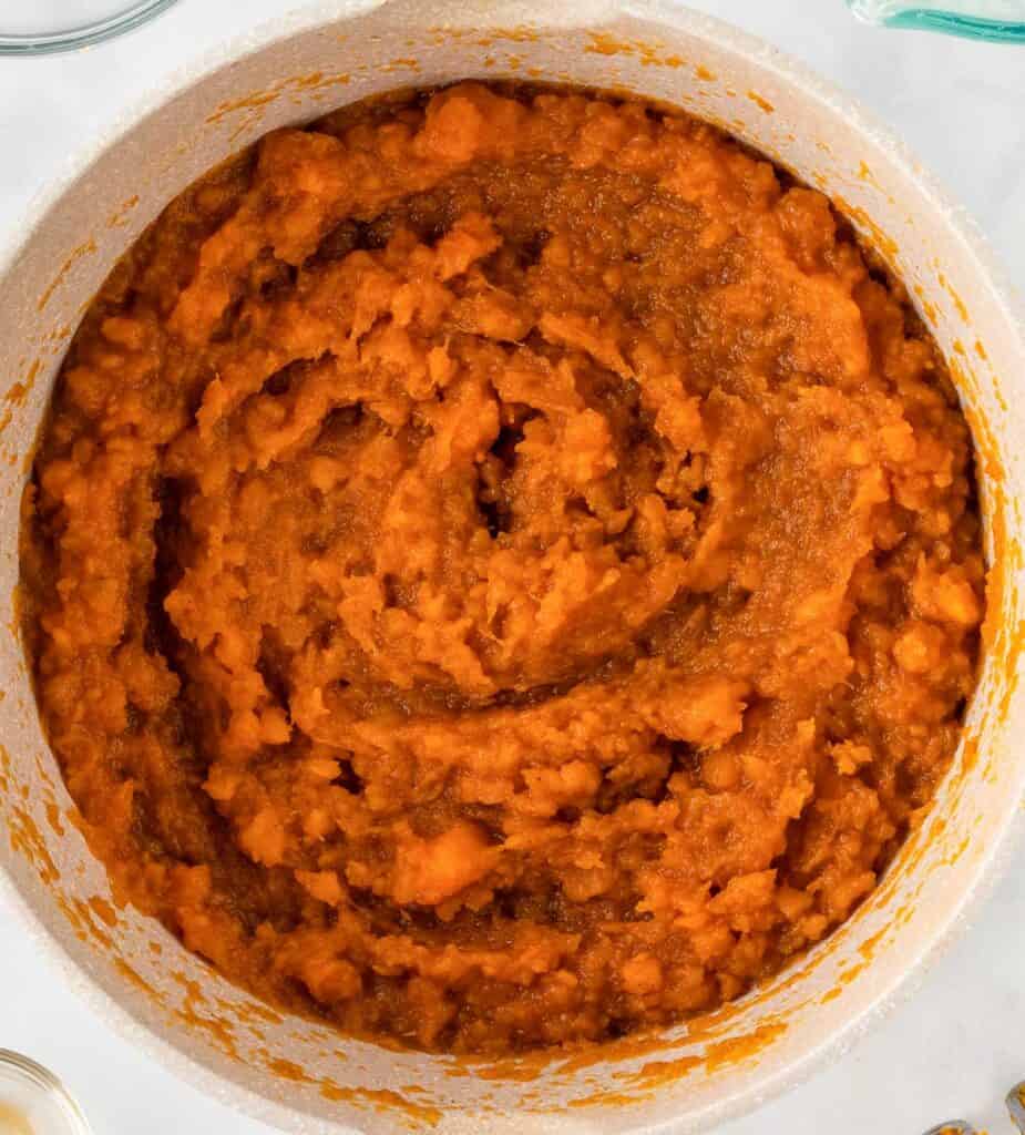 sweet potato casserole filling mixed together