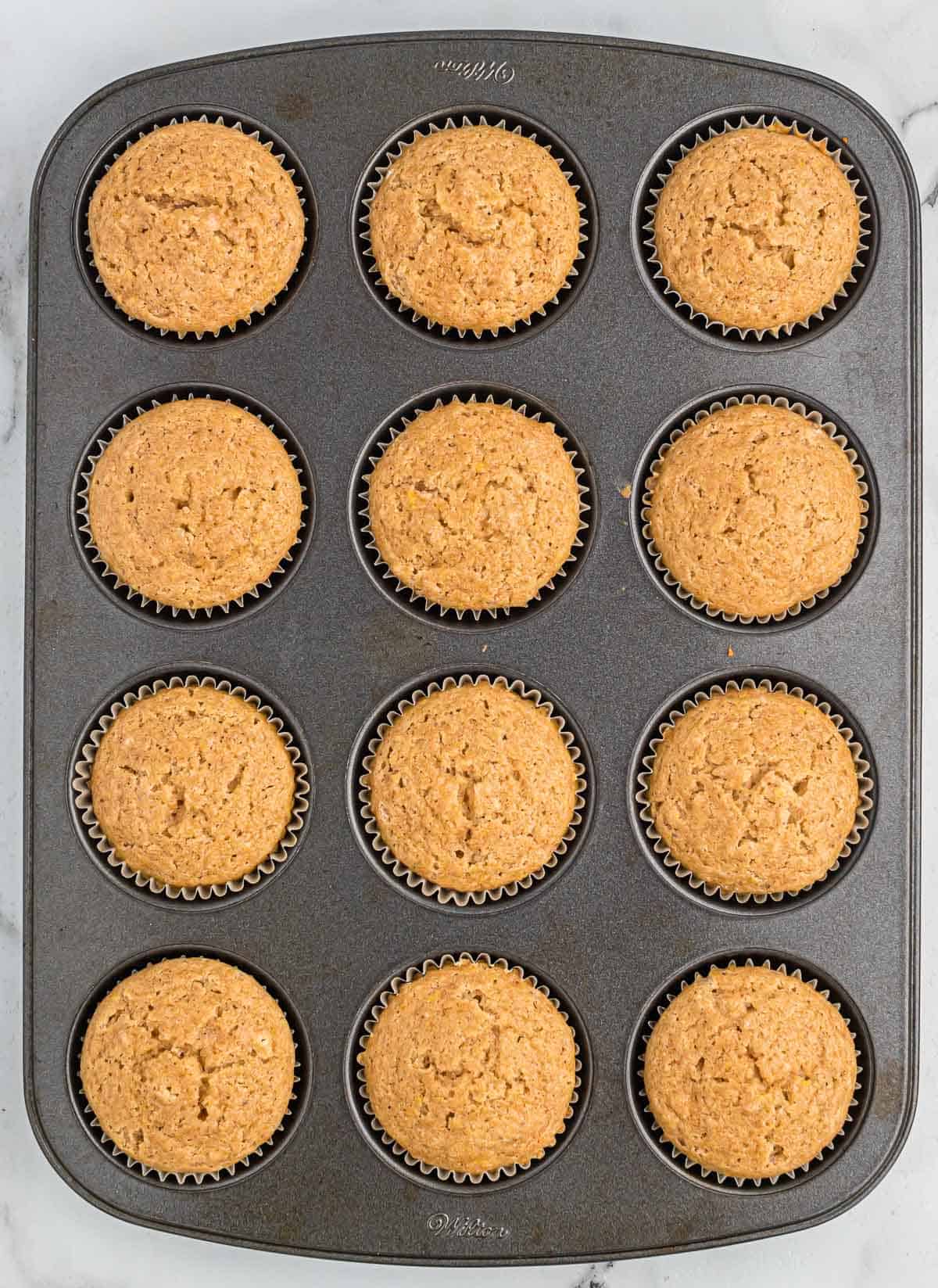 applesauce muffins in the tin
