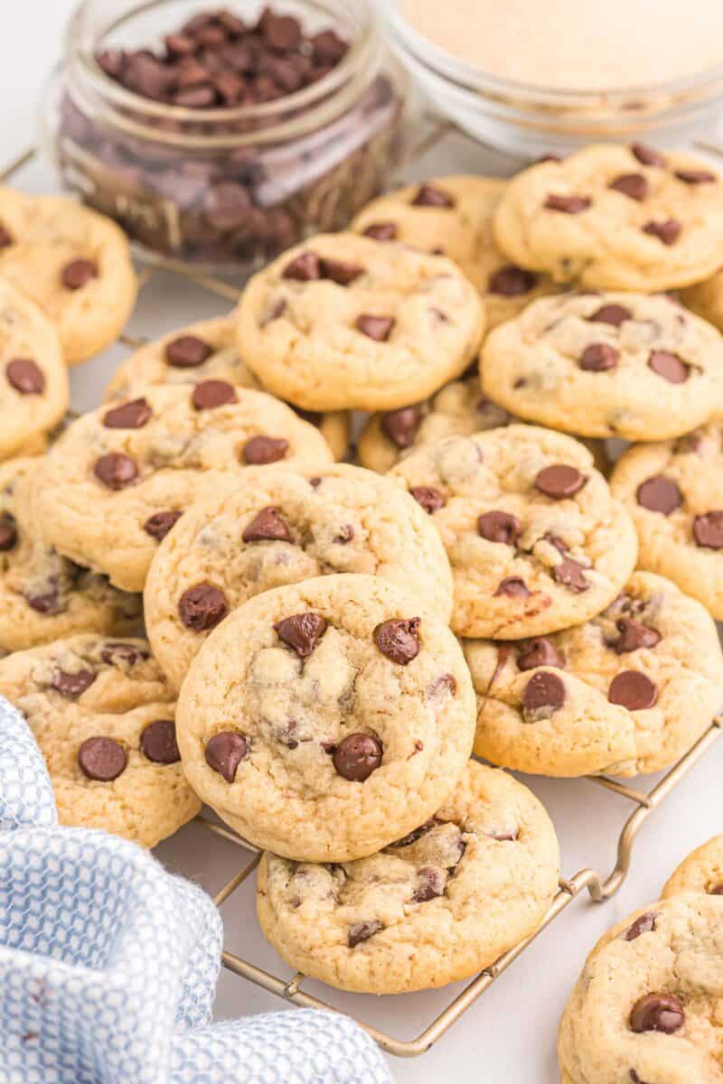 Dynamic Can You Make Chocolate Chip Cookies Without Brown Sugar Scene in 4K Dynamic Can You Make Chocolate Chip Cookies Without Brown Sugar Scene in 4K