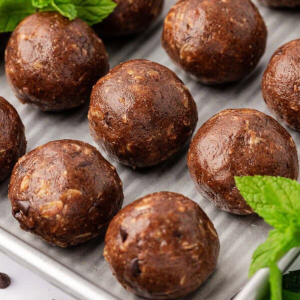 mint chocolate energy bites