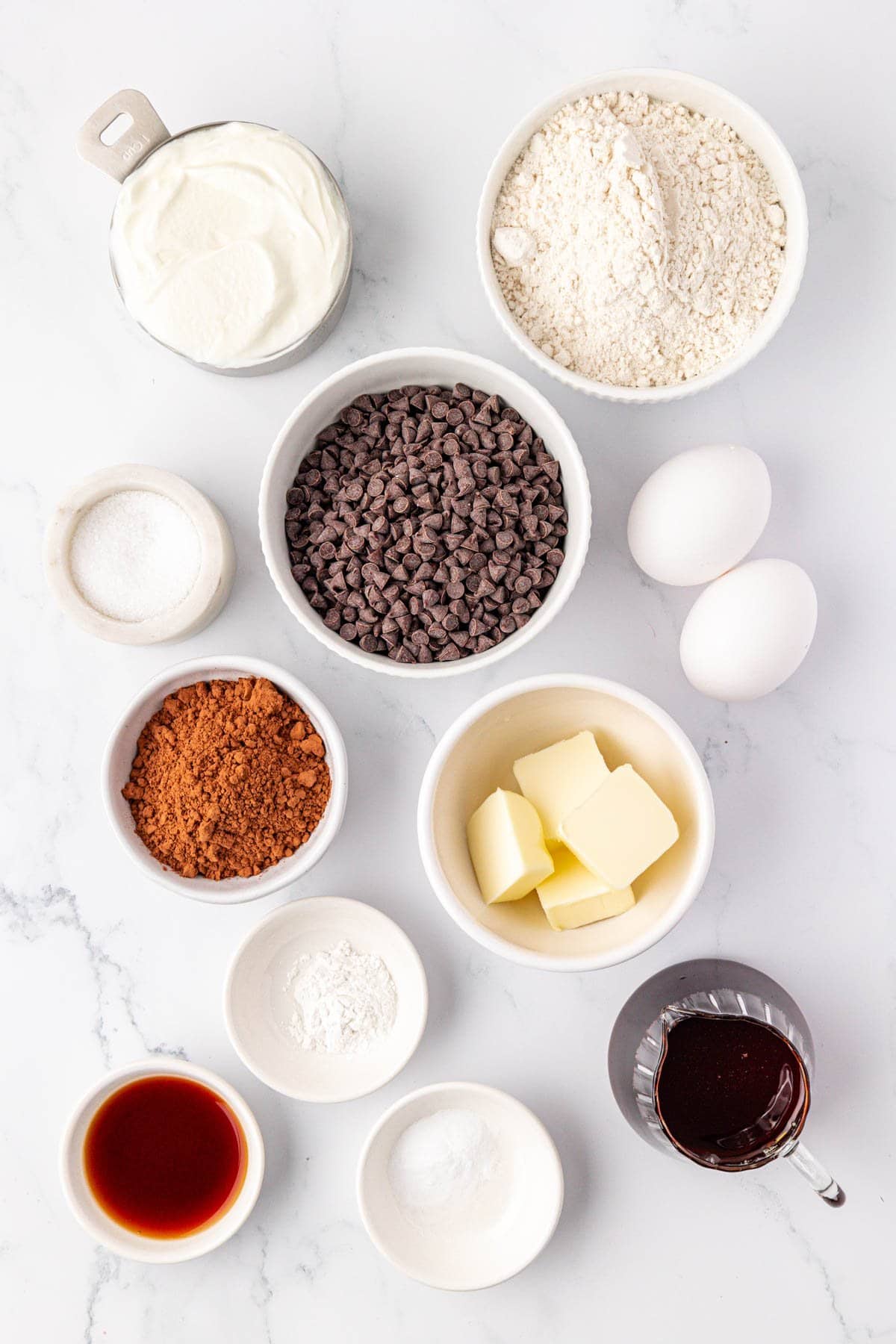 ingredients to make chocolate snack cake