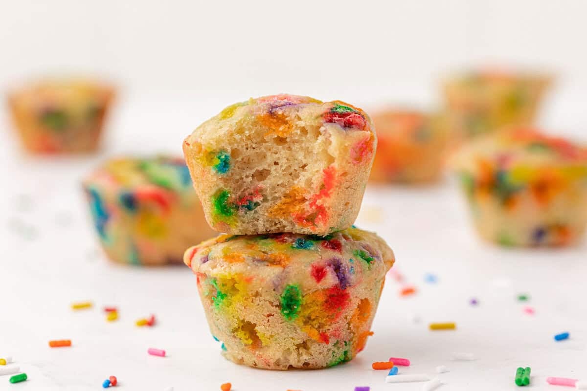birthday cake mini muffins
