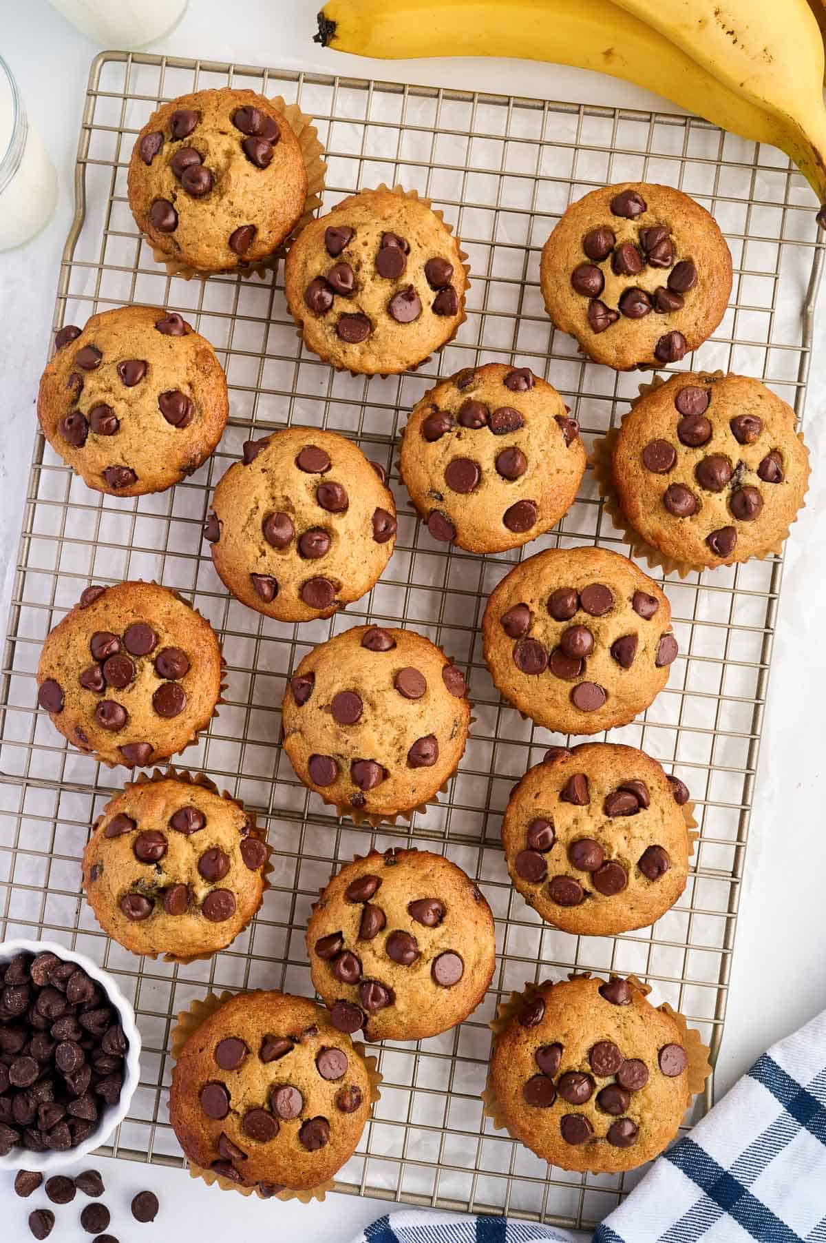 greek yogurt banana muffins