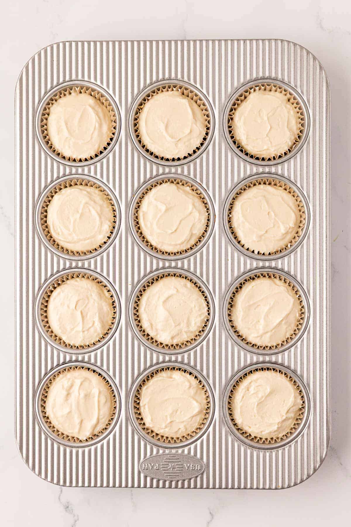 no bake mini cheesecakes in a muffin tin